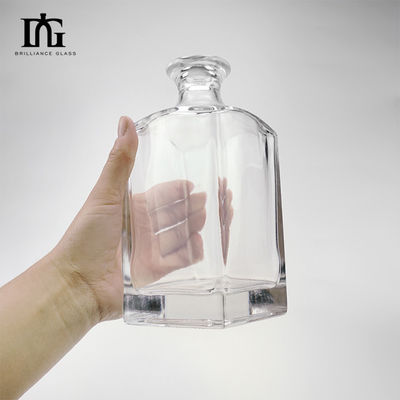 Bottiglia di vetro da 750 ml con forma di muffa personalizzata Super Flint Whiskey Gin Vodka Liquor Bottle