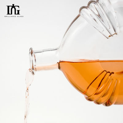 Alcolici e bevande 700 ml Creativa bottiglia di vetro di vino sigillata e trasparente con sughero