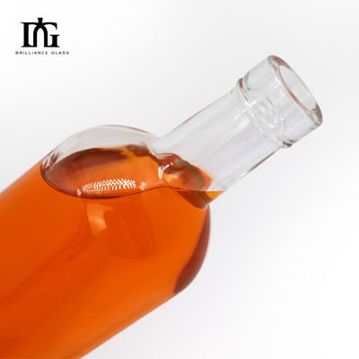 Bottiglia di vetro 700ml 500ml Vodka Wine con serigrafia personalizzata e timbraggio a caldo