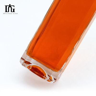 750ml 1000ml whisky rum gin tequila bottiglia di vetro con tappo di sughero e design elegante