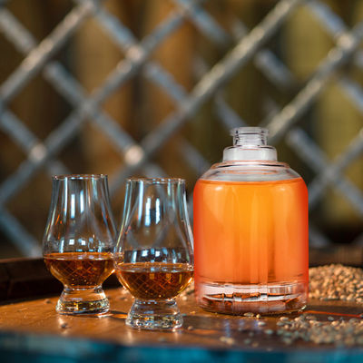 Bottiglia di vetro incisa per vodka tequila rum whisky liquore personalizzato 200ml 500ml 700ml 750ml