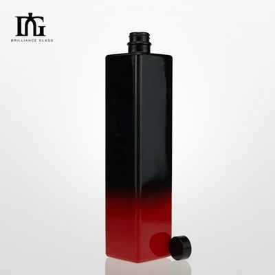 Alcolici e bevande OEM/ODM Accettabile Bottiglia di vetro verniciata da 700 ml per whisky Brandy Rum
