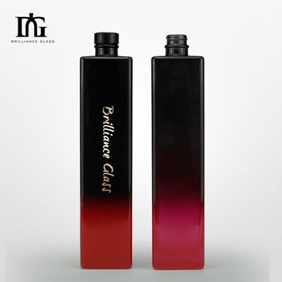 Alcolici e bevande OEM/ODM Accettabile Bottiglia di vetro verniciata da 700 ml per whisky Brandy Rum
