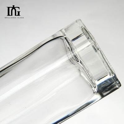 Materiale del corpo Vetro 500 ml Bottiglie di vetro quadrate vuote per vino liquoroso/vodka/whisky/rum