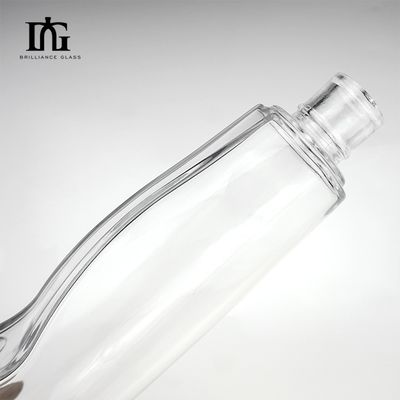 Logo del cliente accettabile Bottiglia di vetro per liquori Vodka Tequila Gin Capo di sughero sigillato