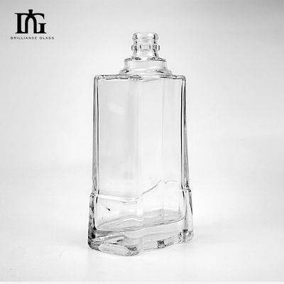 250 ml/500 ml/700 ml/750 ml Bottiglia quadrata di whisky liquor con sughero Spessore di vetro pesante Fondo