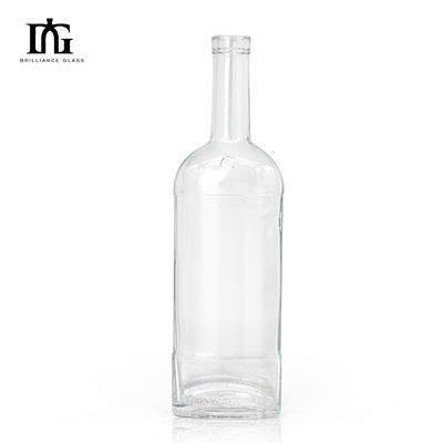 500 ml Collare di vetro Vodka Brandy Whiskey Bottiglia di vino piatta per la manipolazione della superficie di incisione