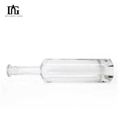 Liquor Vodka 500 ml Whiskey and Wine 750 ml Bottiglia rotonda di vetro con sigillo tipo CORK