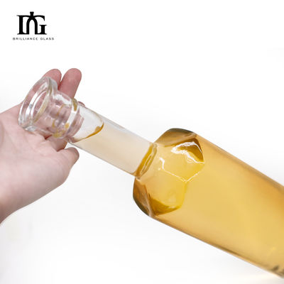 Liquor Vodka 500 ml Whiskey and Wine 750 ml Bottiglia rotonda di vetro con sigillo tipo CORK