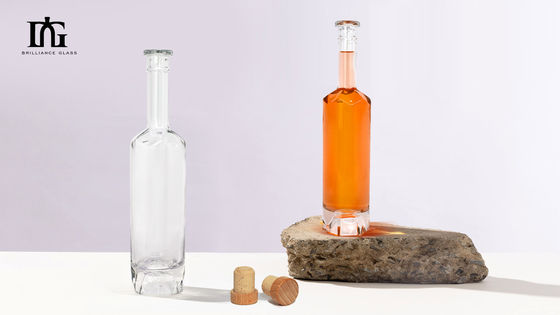 Liquor Vodka 500 ml Whiskey and Wine 750 ml Bottiglia rotonda di vetro con sigillo tipo CORK