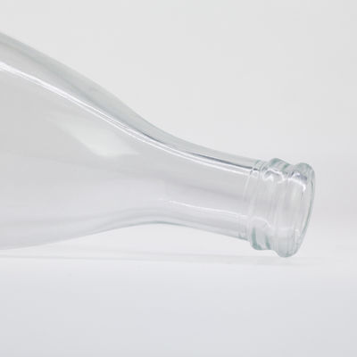 Bottiglie di liquore di vetro per vodka whisky rum gin brandy MOQ basso 375ml 500ml 700ml 750ml