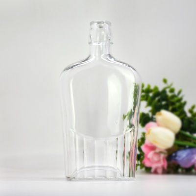 750 ml/1000 ml Bottiglia di vetro per liquori Whisky Rum Gin Tequila Brandy Tappo di sughero inciso