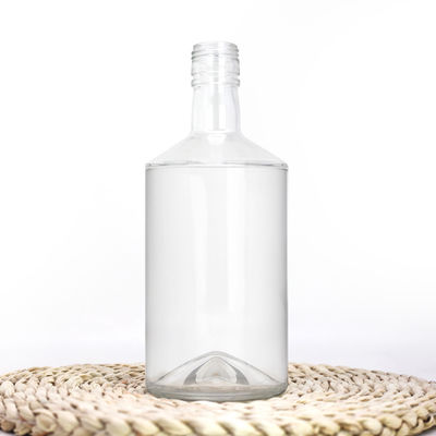 Bottiglia di vetro trasparente trasparente per bevande alcoliche Tipo di sigillamento CORK OEM/ODM Accettabile 700ml