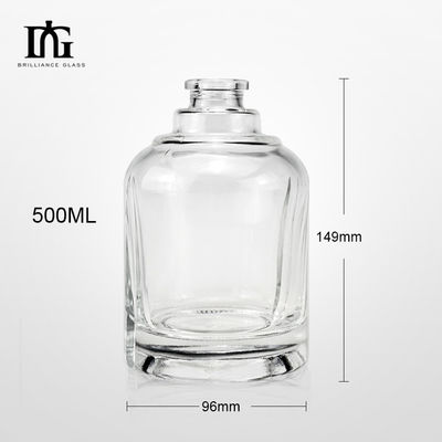 25OZ Bottiglia rotonda di liquori con disegno rettilineo e maniglia a pistola con un dito fatto di vetro