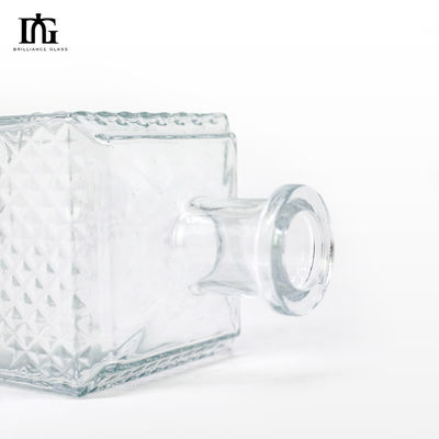 Tipo di sigillamento sughero 700ml 375ml 500ml bottiglia di vetro per whisky liquore vodka quadrata