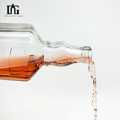 250 ml/500 ml/700 ml/750 ml Bottiglia di vetro di pietra industriale per whisky liquore tequila