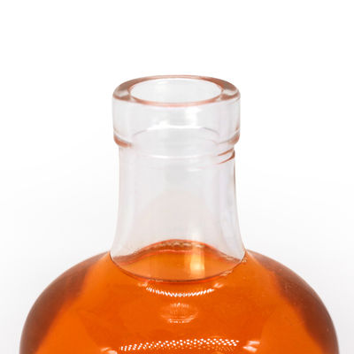 Bottiglia miniatura trasparente riutilizzabile da 500 ml a 750 ml con corpo in vetro